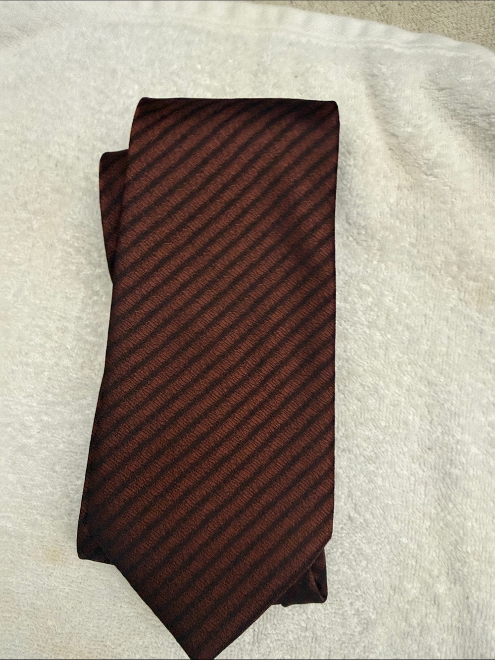 Men's Textured Diagonal Stripe Tie in Dark Brown